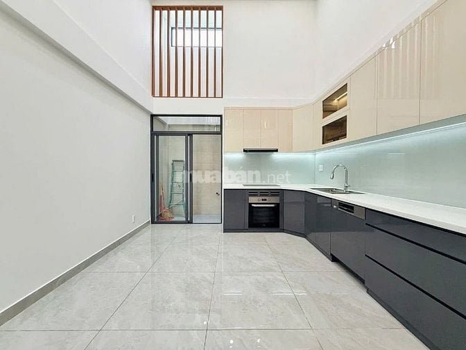 Bán nhà hẻm xe hơi Tân Thành, Q11 – 62m² – 1 trệt 2 lầu – Chỉ 2,45 tỷ