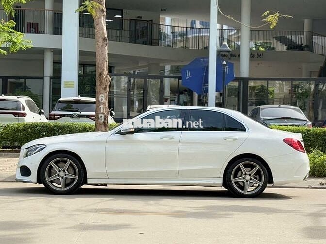Mercedes Benz C Class 2016 C300 AMG - 83000 km