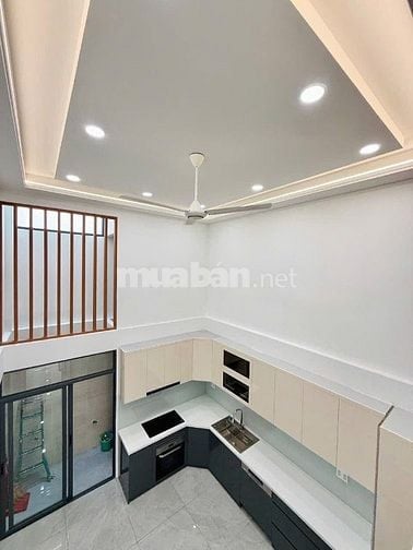 Bán nhà hẻm xe hơi Tân Thành, Q11 – 62m² – 1 trệt 2 lầu – Chỉ 2,45 tỷ