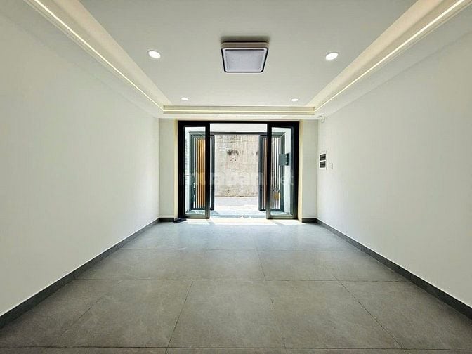 Bán nhà hẻm xe hơi Tân Thành, Q11 – 62m² – 1 trệt 2 lầu – Chỉ 2,45 tỷ