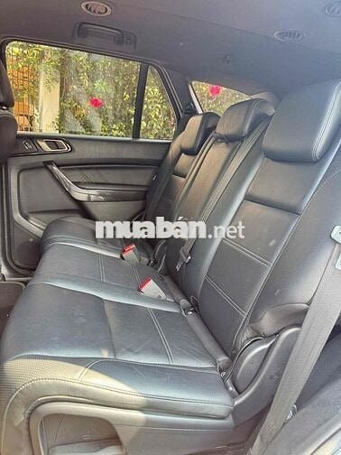 Ford Everest 2018 Titanium 2.0L 4x2 AT - 40000 km