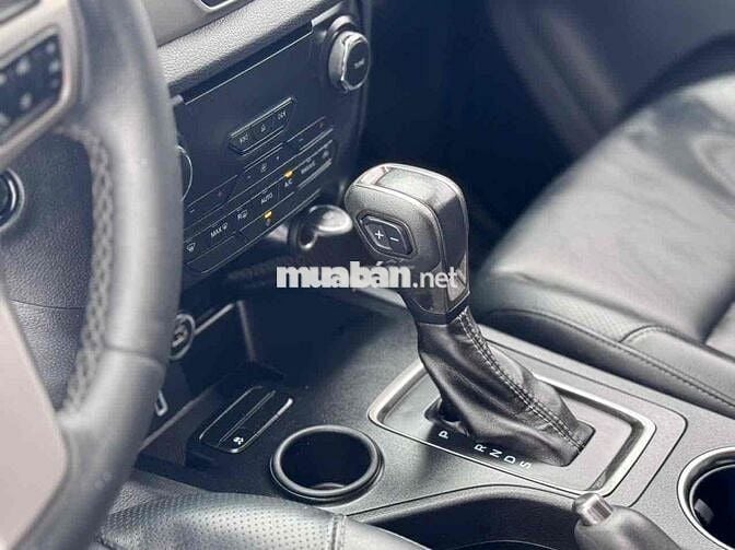 Ford Everest 2019 Trend 2.0L  AT 4x2 - 68000 km