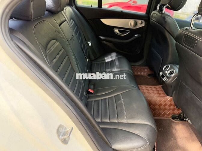 Mercedes Benz C Class 2016 C300 AMG - 83000 km