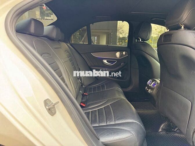 Mercedes Benz C Class 2019 C 300 AMG - 59000 km