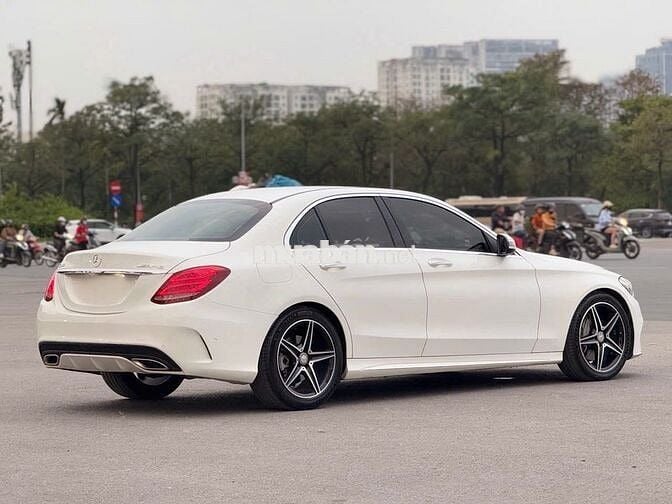 Mercedes Benz C Class 2016 C300 AMG - 68000 km
