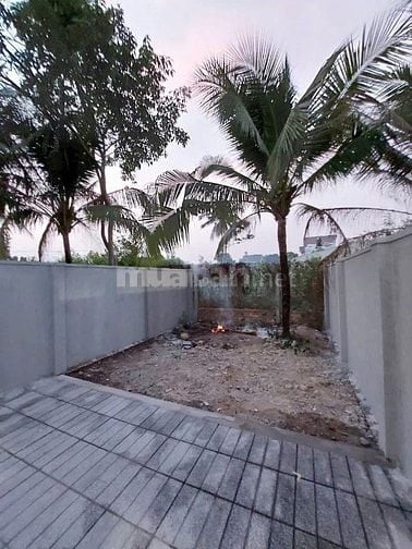 Nhà mới dọn vô ở liền, 5x58m, kế bến xe và chợ Tây Ninh