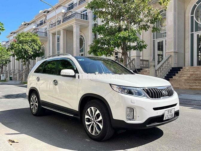 Kia Sorento DATH 2016 bản full Dầu - 65000 km