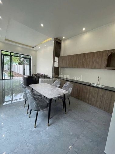 Nhà mới dọn vô ở liền, 5x58m, kế bến xe và chợ Tây Ninh
