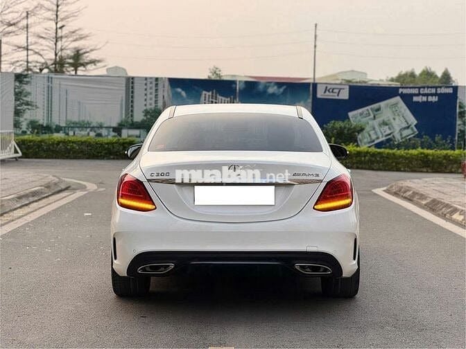 Mercedes Benz C Class 2019 C 300 AMG - 59000 km