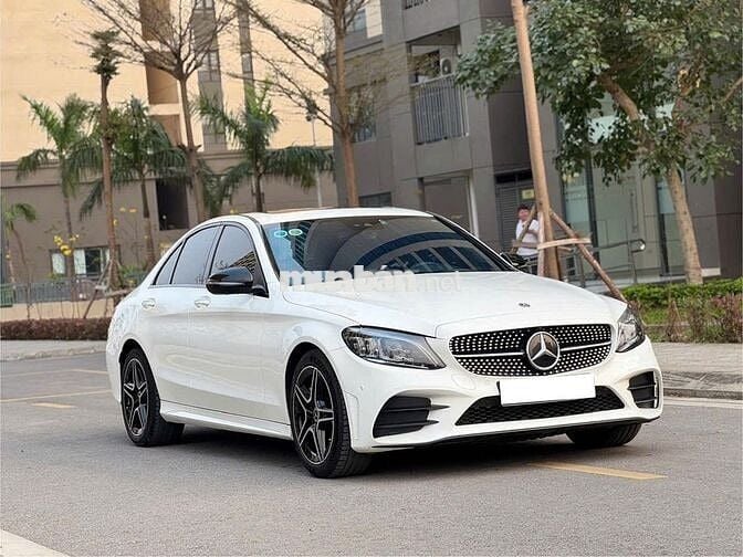 Mercedes Benz C Class 2019 C 300 AMG - 59000 km