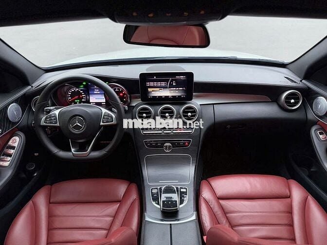 Mercedes Benz C Class 2016 C300 AMG - 68000 km
