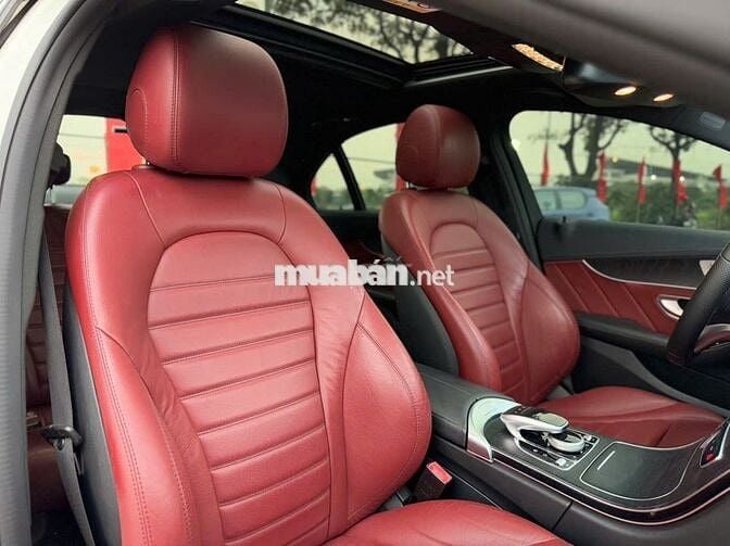 Mercedes Benz C Class 2016 C300 AMG - 68000 km