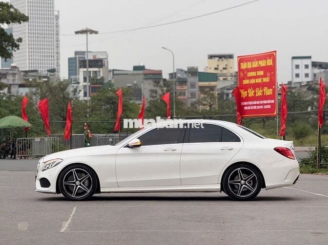 Mercedes Benz C Class 2016 C300 AMG - 68000 km