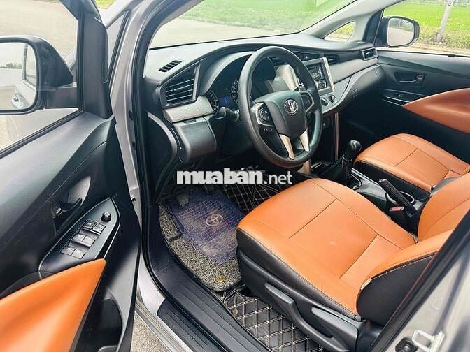 Toyota Innova 2017 2.0E MT