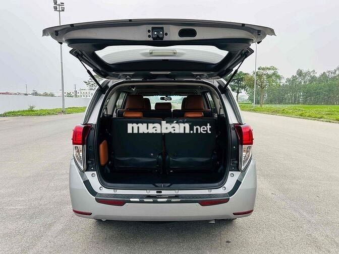 Toyota Innova 2017 2.0E MT