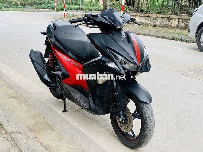 NVX 125 ĐEN ĐỎ SMK CHẠY ÍT CHÍNH CHỦ BÁN MÁY ZIN