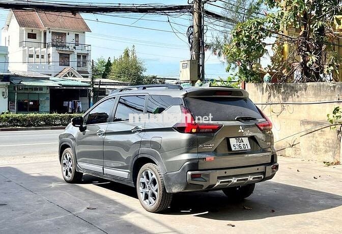 Mitsubishi Xpander Cross 2024 - 11000 km