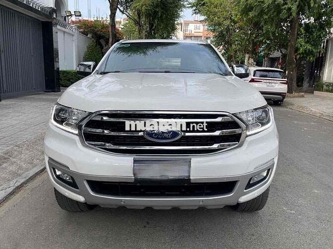 🚘Ford Everest 2019 Titanium 2.0L AT 4x2 - 82000 km