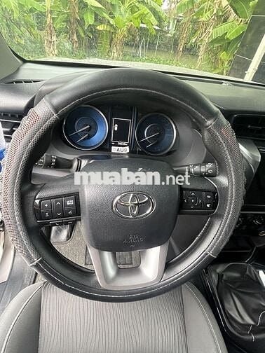 Toyota Fortuner 2023 2.4L 4x2 AT - 28000 km