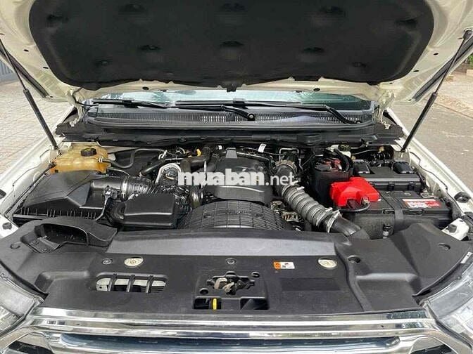 🚘Ford Everest 2019 Titanium 2.0L AT 4x2 - 82000 km