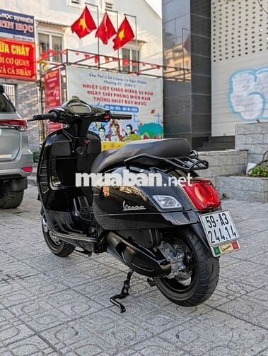 GTS SuperTech 300 HPE Đen 02/2020