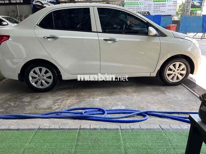 Hyundai Grand i10 2016 Sedan 1.2 Base - 111000 km