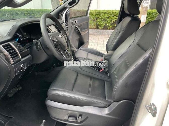 🚘Ford Everest 2019 Titanium 2.0L AT 4x2 - 82000 km