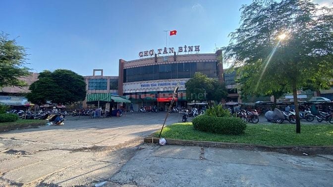 Bán nhà mặt đường Lê Minh Xuân phường 7 gần chợ Tân Bình (75m2) 21 tỷ