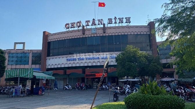 Bán nhà mặt đường Lê Minh Xuân phường 7 gần chợ Tân Bình (75m2) 21 tỷ