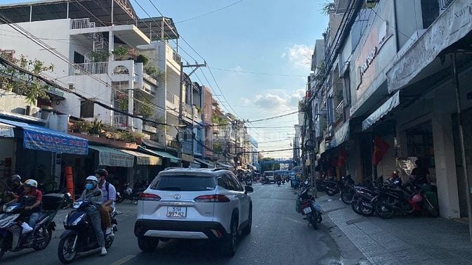 Bán nhà mặt đường Lê Minh Xuân phường 7 gần chợ Tân Bình (75m2) 21 tỷ