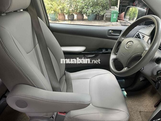 Toyota sienna 2005 đk 2006 ( nhập Mỹ)130000 km