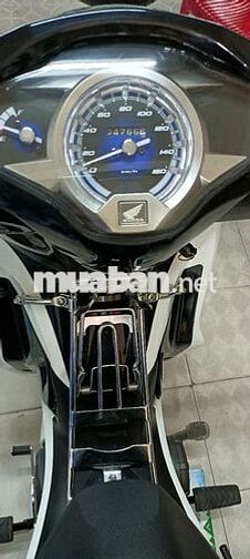 Future 2024 mới chạy 4666km ký giấy