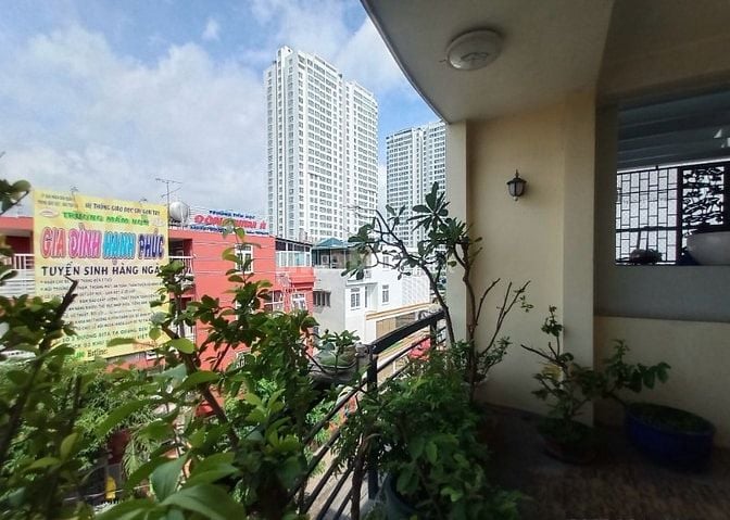 NHÀ MẶT TIỀN Q8 - VIEW CÔNG VIÊN THOÁNG MÁT - KHU PHÂN LÔ TẠ QUANG BỬU