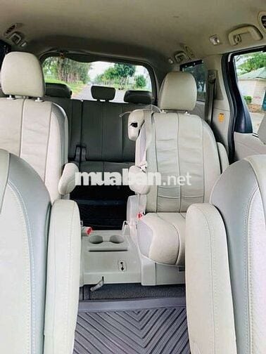 Toyota sienna đk2011màudơn zin nguyênthůy rât mói