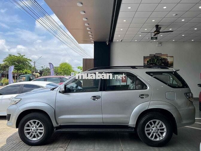 Toyota Fortuner 2014 máy dầu