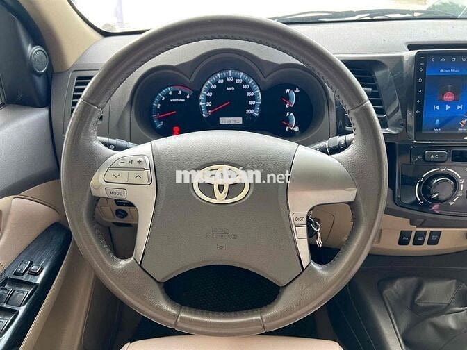 Toyota Fortuner 2014 máy dầu