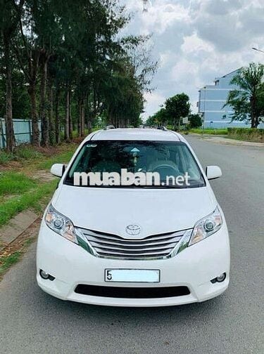 Toyota sienna đk2011màudơn zin nguyênthůy rât mói