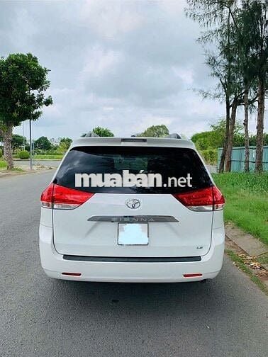 Toyota sienna đk2011màudơn zin nguyênthůy rât mói