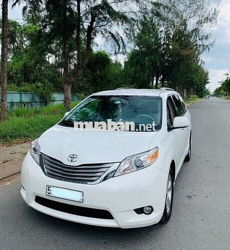 Toyota sienna đk2011màudơn zin nguyênthůy rât mói