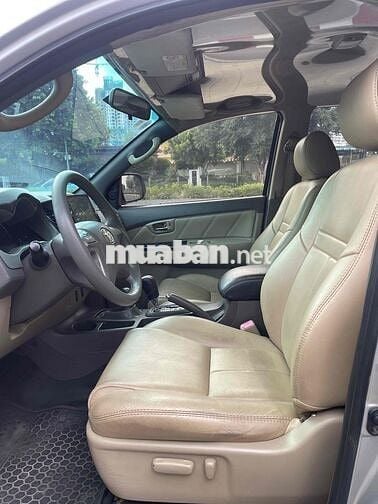 Toyota Fortuner 2013 2.7V Bản full 4*4  Xăng
