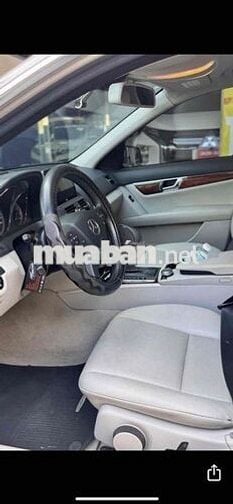 Mercedes Benz C Class 2009 C250 CGI - 123 km