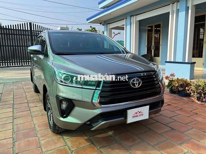 Innova G 2022 lướt 17 ngàn ~ Thu Xe cũ gja cao
