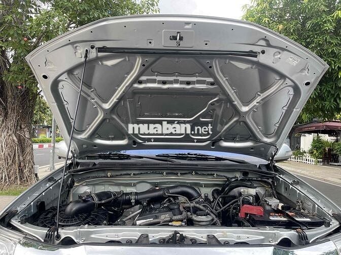Toyota Fortuner 2013 2.7V Bản full 4*4  Xăng