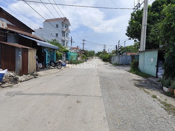 Bán nhà Mt Đường N1 khu phố Châu Thới Bình An Tp.Dĩ An