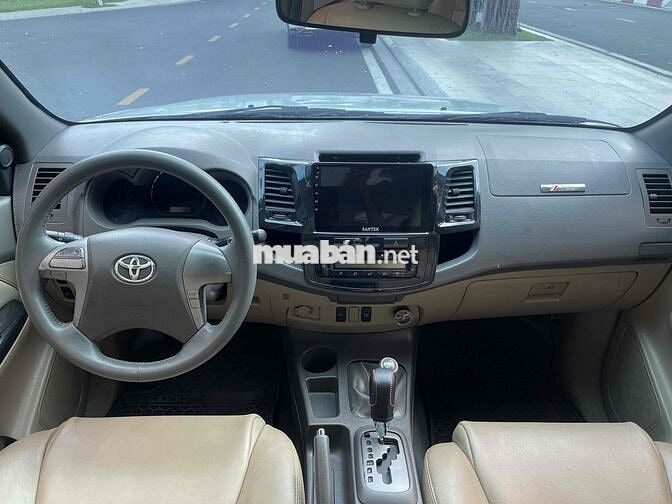 Toyota Fortuner 2013 2.7V Bản full 4*4  Xăng