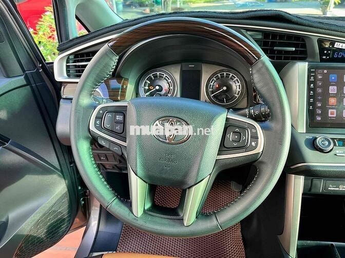 Innova G 2022 lướt 17 ngàn ~ Thu Xe cũ gja cao
