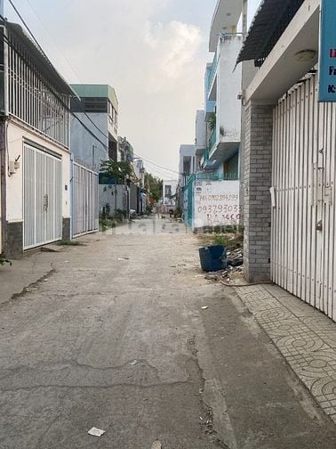 Bán nhà ~100m2 HXH gần ngã ba Nguyễn Xiển, cách Vinhomes Grand Park ch