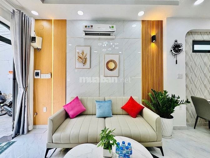 BÁN NHÀ GÒ VẤP - 30M2 - SÁT HXH - LÊ QUANG ĐỊNH - 2 TẦNG