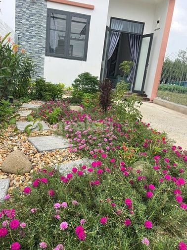Nhà mới dọn vô ở liền full nội thất