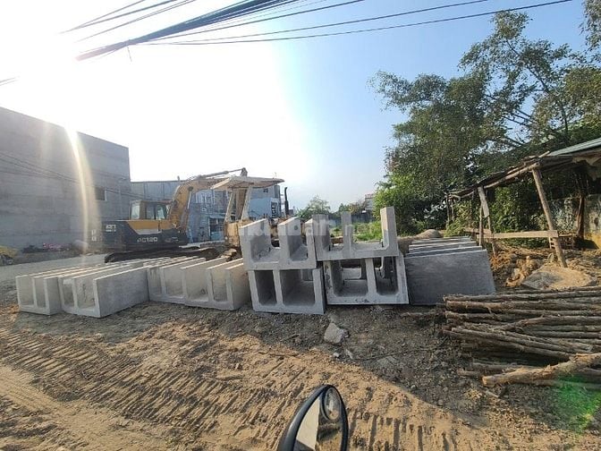 Bán nhà ~100m2 HXH gần ngã ba Nguyễn Xiển, cách Vinhomes Grand Park ch